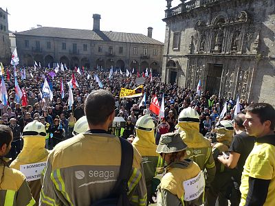 2017-10-22 Mani Lumes Nunca Mais Depredacion 042.jpg